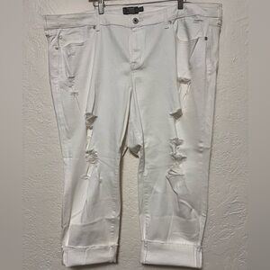 Torrid White Boyfriend Jeans BNWT Size 26
